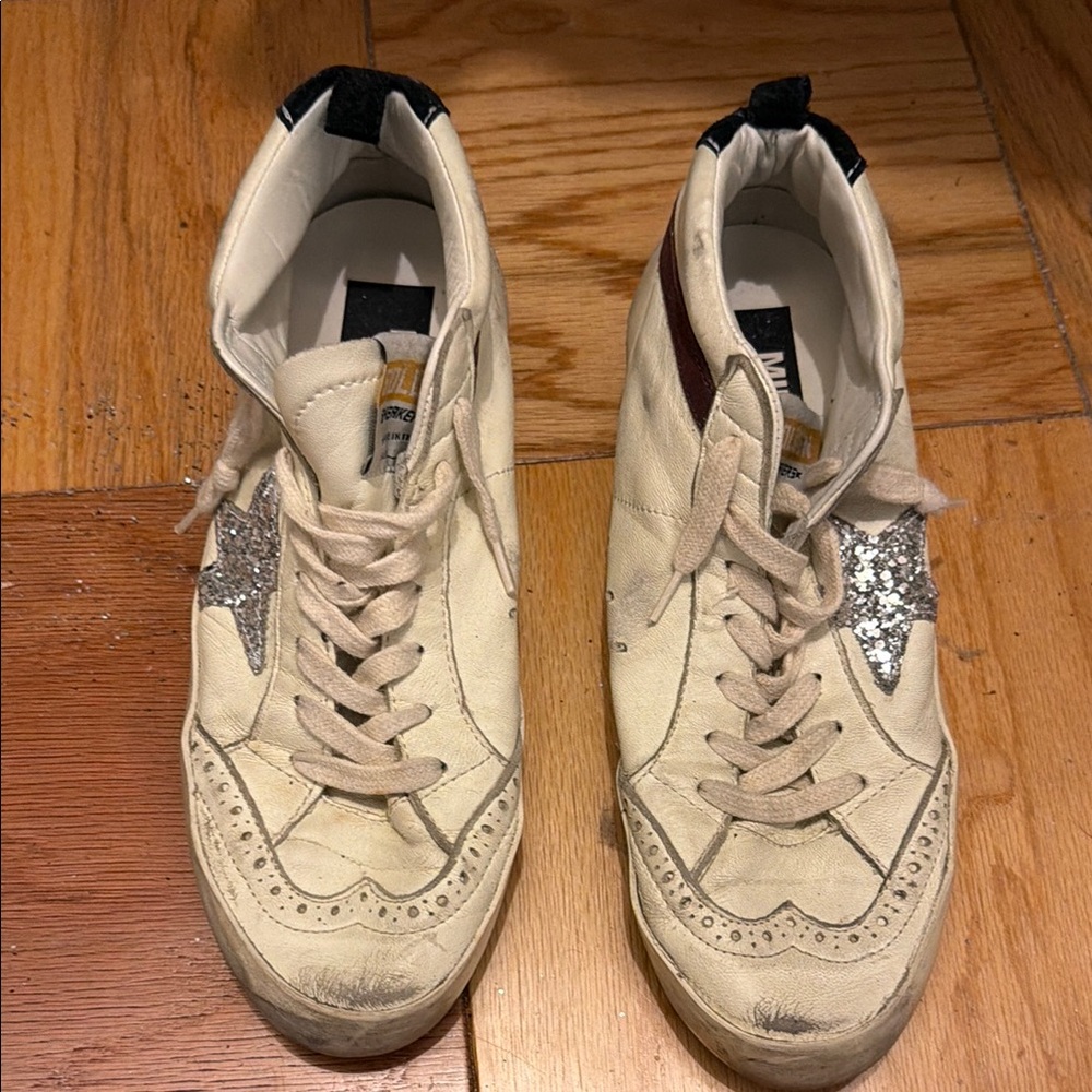 Golden Goose Mid star - silver glitter star and maroon stripe